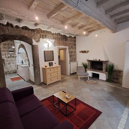 Pettinara 21 Apartment Viterbo Luaran gambar